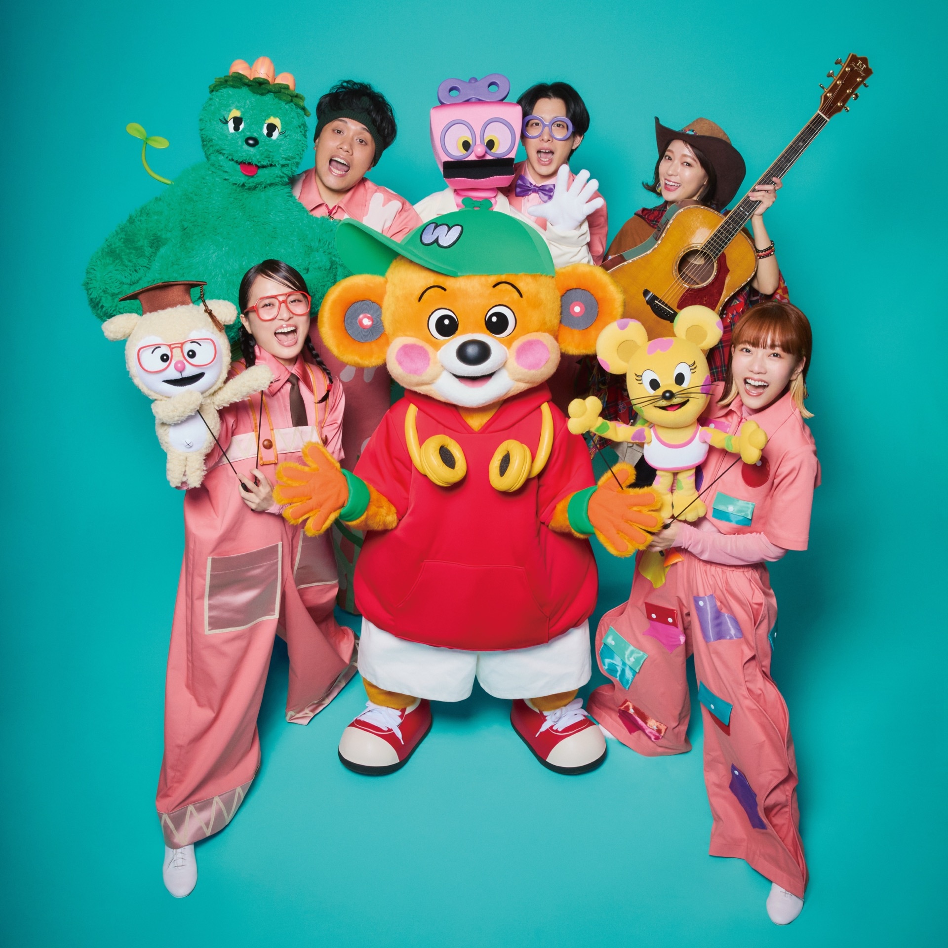 ウェイキー、モッソ、ポピンの写真